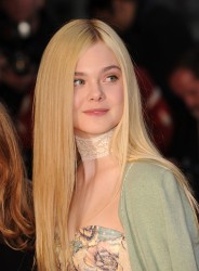 Elle Fanning エル・ファニング