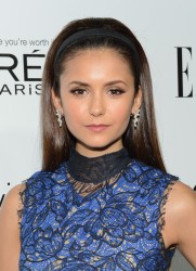 Nina Dobrev ニーナ・ドブレフ