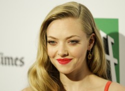 Amanda Seyfried アマンダ・セイフライド