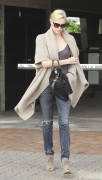Шарлиз Терон (Charlize Theron) Shopping in West Hollywood March 7 2011 (30xHQ) 8fc106217259290