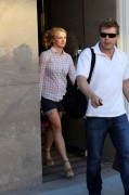 Бритни Спирс (Britney Spears) идет за покупками в Беверли Хиллс (8xHQ) F44c21218763500