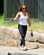 Мелани Браун (Melanie Brown) 2012-11-02 spotted working out in Sydney - 28xНQ 22ef16220872744
