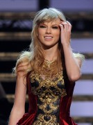 Taylor Swift テイラー・スウィフト