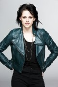 Kristen Stewart 9dcf16222502256