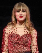 Тейлор Свифт (Taylor Swift) performs Onstage during KIIS FM's 2012, Live, 01.12.12 - 149xHQ Ad8219223677214