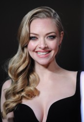 Amanda Seyfried アマンダ・セイフライド