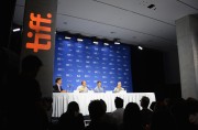 Брюс Уиллис / Bruce Willis - Looper Press Conference @ Toronto International Film Festival, 06.09.12 (27xHQ 776629236634803