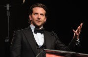 Брэдли Купер (Bradley Cooper) 24th Annual Palm Springs International Film Festival Awards Gala in Palm Springs, 05.01.13 - 68xHQ 612c0e237767703