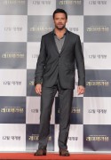 Хью Джекман (Hugh Jackman) 'Les Miserables' press conference in Seoul, 26.11.12 - 23хHQ 6a9ee8237772159