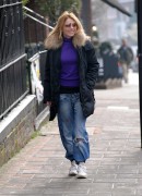 Джери Холливелл (Geri Halliwell) seen out on the morning school run in London, 18.03.13 (13xHQ) 8d1789245005010
