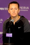 Виктория Азаренко - Press Conference during Sony Open at Crandon Park Tennis Center in Key Biscayne,22.03.13 (4xHQ) 6d8574247601321