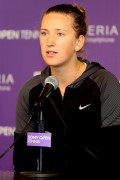 Виктория Азаренко - Press Conference during Sony Open at Crandon Park Tennis Center in Key Biscayne,22.03.13 (4xHQ) D09297247601198