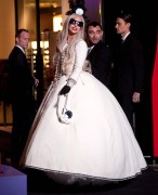 Лэди Гага (Lady Gaga) 2011-11-21 At the ribbon cutting ceremony for the opening of the Lady Gaga Workshop at Barney's New York (14xHQ) 6cd7cf269650255