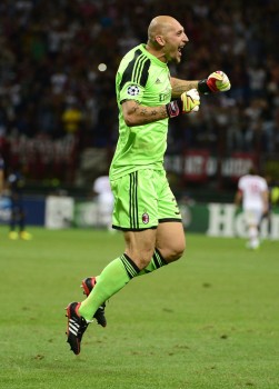 фотогалерея AC Milan - Страница 9 58eac7272870091