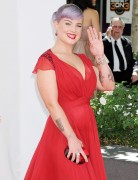 Kelly Osbourne - 65th Annual Primetime Emmy Awards at Nokia Theatre L.A. 22-09-2013 19x 57b59d277640886