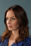 Эмили Блант (Emily Blunt) Guess Studio Portrait's during 2011 TIFF for 'Your Sister's Sister' by Matt Carr - Sept. 12,2011 (15xHQ) 098234283362788