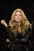 Стейси Фергюсон (Ферги, Stacy Ferguson (Fergie) 50th Annual Grammy Awards Portraits (12xHQ) 3729a4287488527