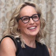 Шэрон Стоун (Sharon Stone) Lovelace Press Conference Portraits at the Four Seasons Hotel in Beverly Hills - August 5 2013 - 27xHQ Fa6089287775064