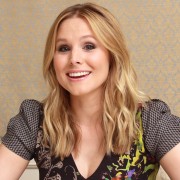 Кристен Белл (Kristen Bell) House of Lies Press Conference at the Four Seasons Hotel in Beverly Hills - July 25 2013 - 28xHQ 582687290462580
