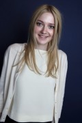 Дакота Фаннинг (Dakota Fanning) Henny Garfunkel Portraits for ''Very Good Girls'' Sundance Film Festival, Park City,01.23.13 (9xHQ) 8daf08290832904