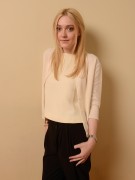 Дакота Фаннинг (Dakota Fanning) 'Very Good Girls' Portraits, Sundance Film Festival, Park City, 2013 (17xHQ) A2efaa291398944