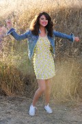 Селена Гомес (Selena Gomez) Set of 'Hit The Lights’ - Moorpark, California - October 2011 (4xHQ) 086964291775399
