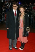 Джонни Депп (Johnny Depp) Finding Neverland Premiere (London, October 17, 2004) (167xHQ) 70d540293422328