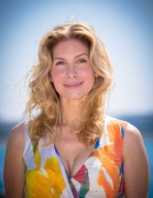 [MQ] Elizabeth Mitchell - 'Crossing Lines' photocall in Cannes 4/13/15