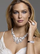 Бар Рафаэли (Bar Refaeli) Piaget's Rose Collection 2012 (8xHQ) B2b4db403771799