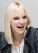 Анна Фэрис (Anna Faris) What's Your Number press conference portraits by Armando Gallo (Los Angeles, September 20, 2011) - 17xHQ E72091408354792