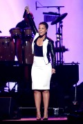 Алисия Кейс (Alicia Keys) MusiCares Person Of The Year Honoring Carole King, Los Angeles Convention Center, 2014 - 35xНQ 16ae62408777117
